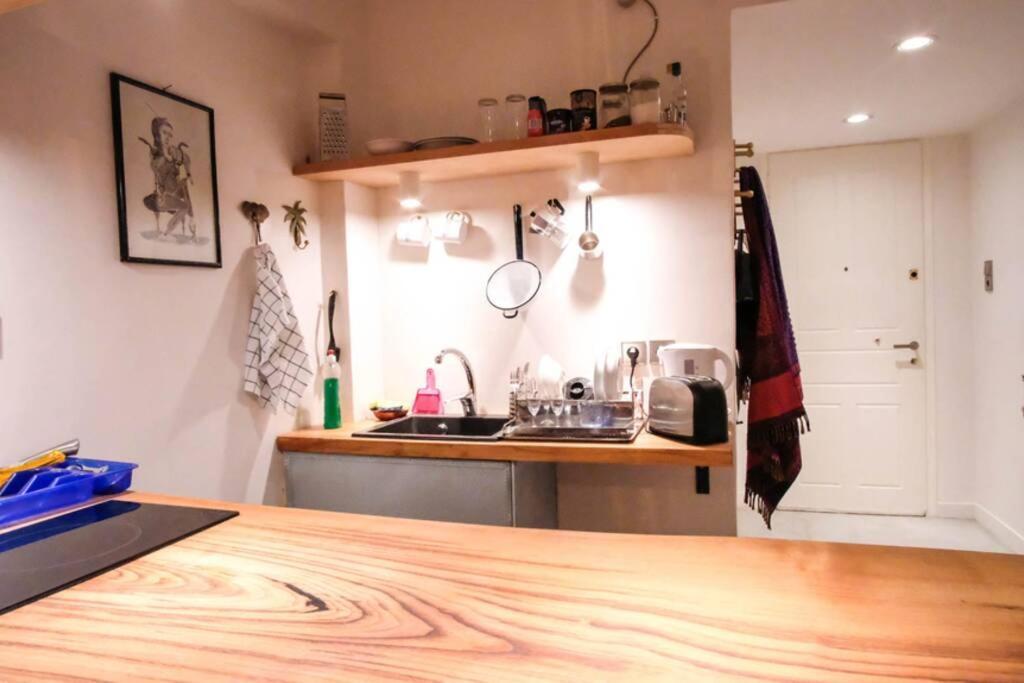 Calm And Cozy Flat With Romantic Garden أثينا المظهر الخارجي الصورة