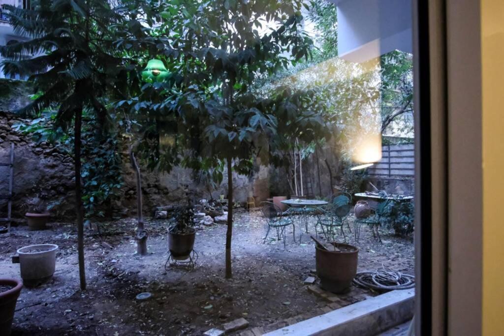Calm And Cozy Flat With Romantic Garden أثينا المظهر الخارجي الصورة