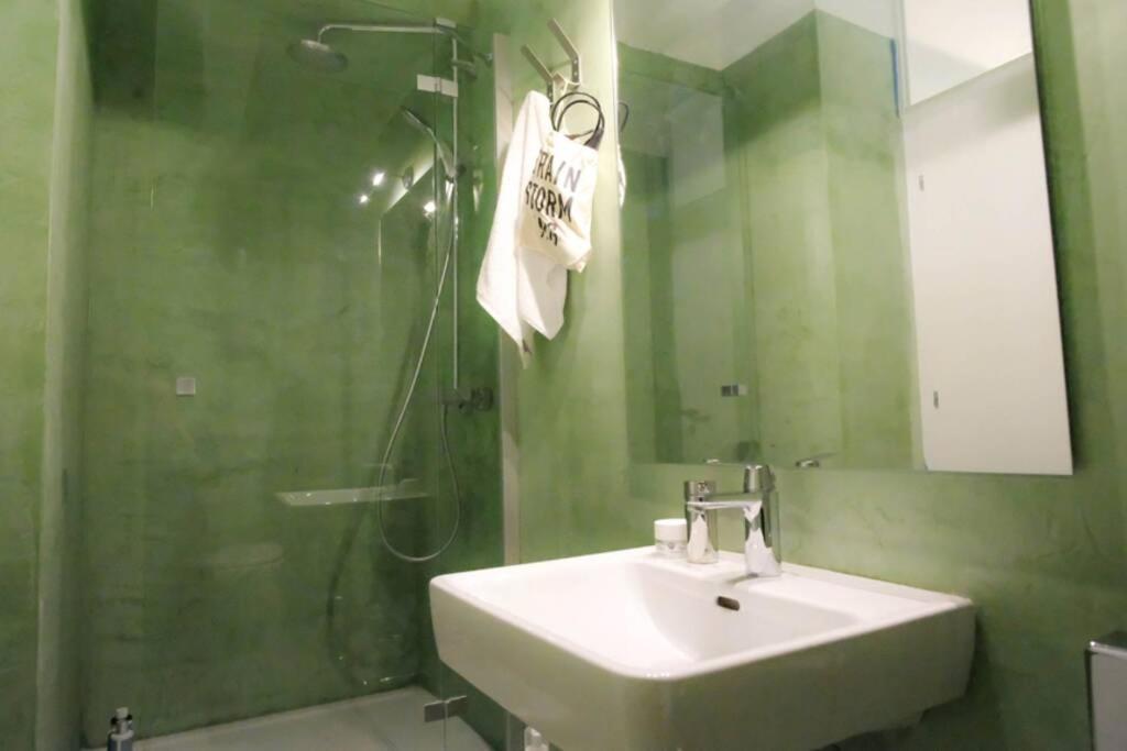 Calm And Cozy Flat With Romantic Garden أثينا المظهر الخارجي الصورة